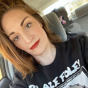 Meet your Posher, Lybra